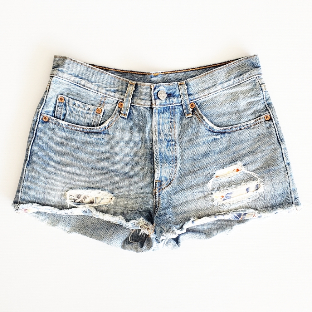 Levi's 501 Denim Cut Off Sborts